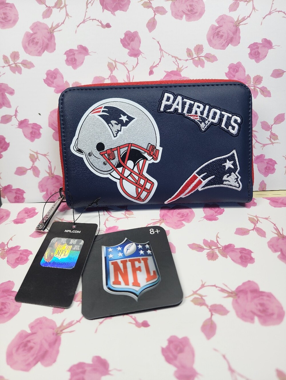 Loungefly New England Patriots NFL Zip Wallet
